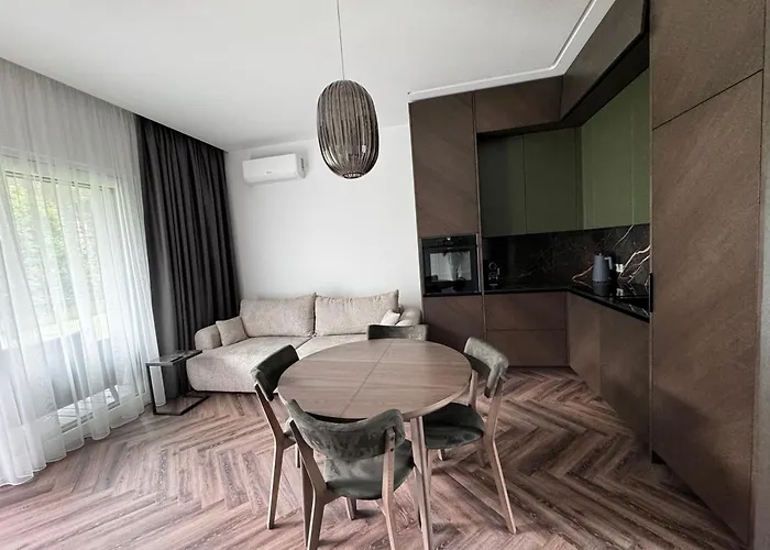 Atostogu Namai Mudu - Takas I Jura 2, Kunigiskiai * פלאנגה